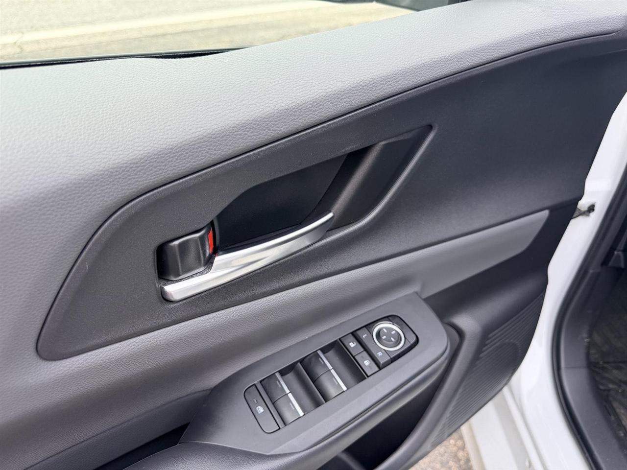 Toyota Prius  2024