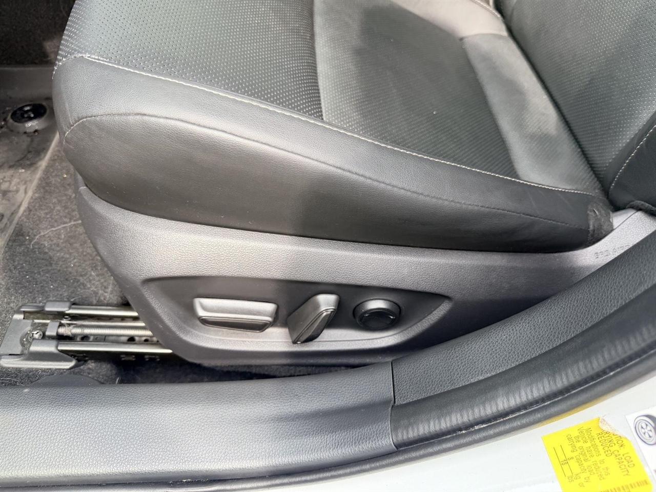 Toyota Prius  2024