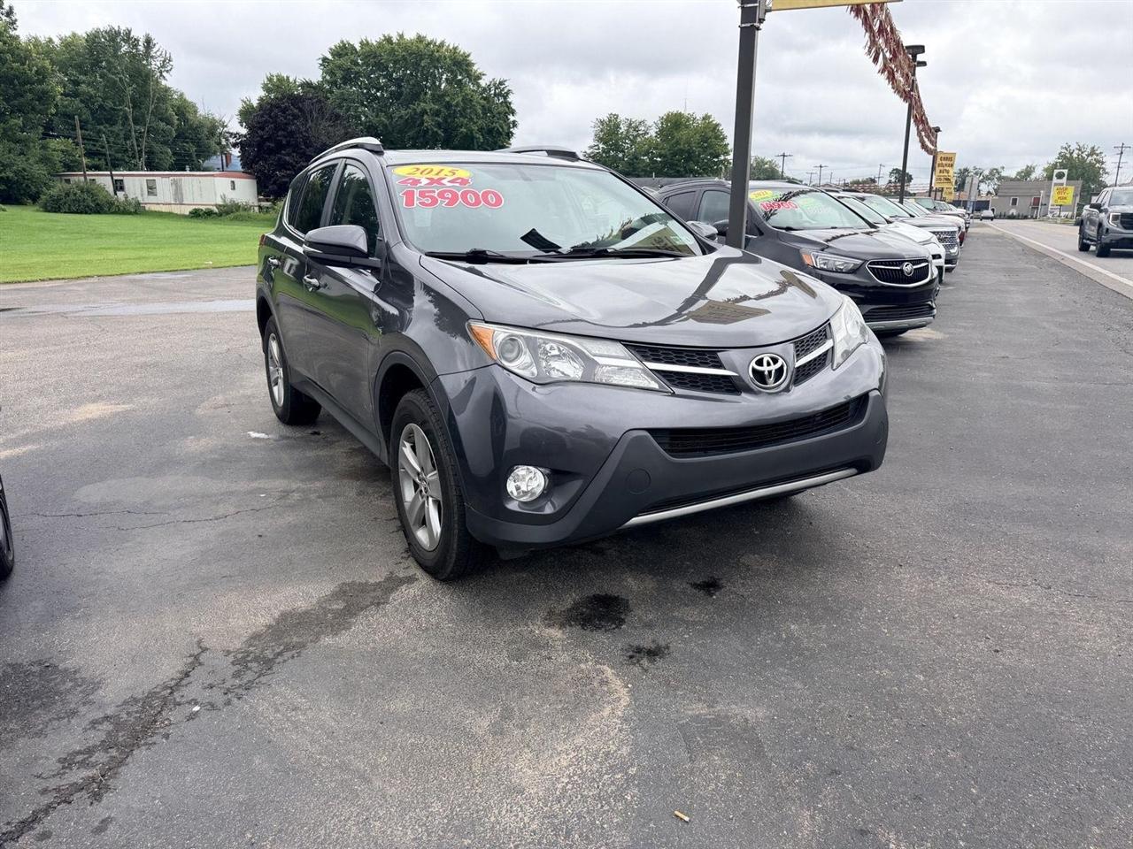 Toyota RAV4  2015