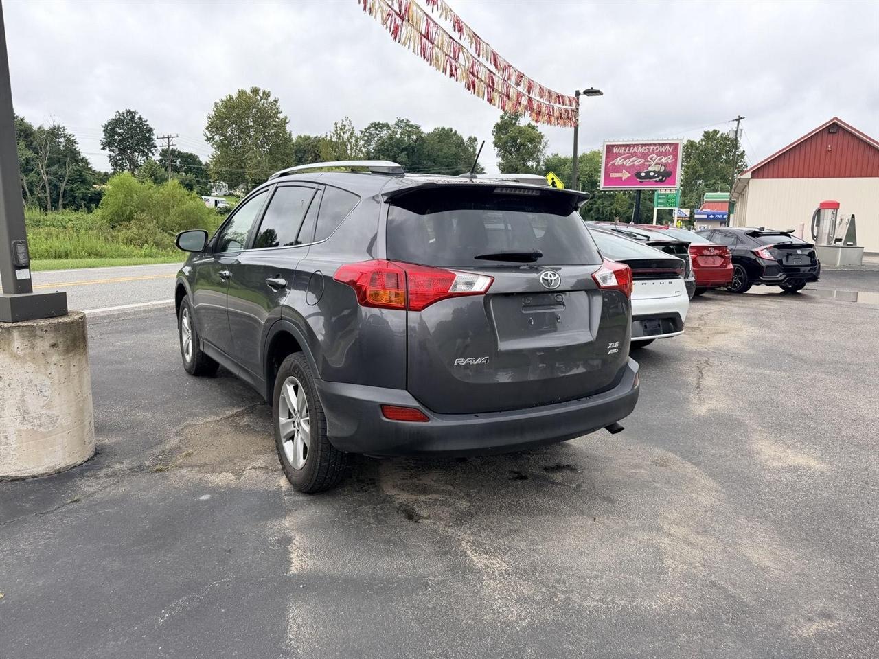 Toyota RAV4  2015