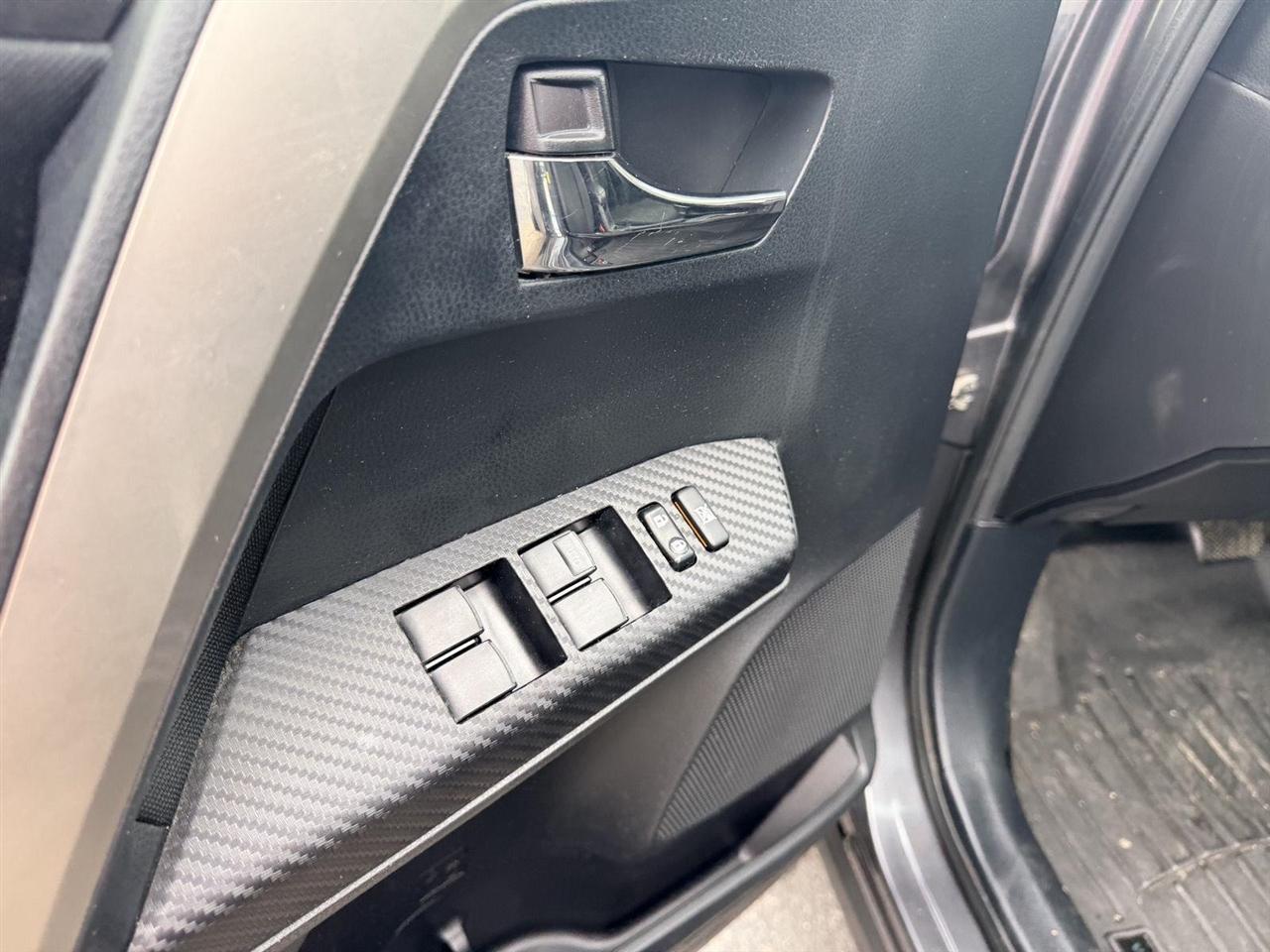 Toyota RAV4  2015
