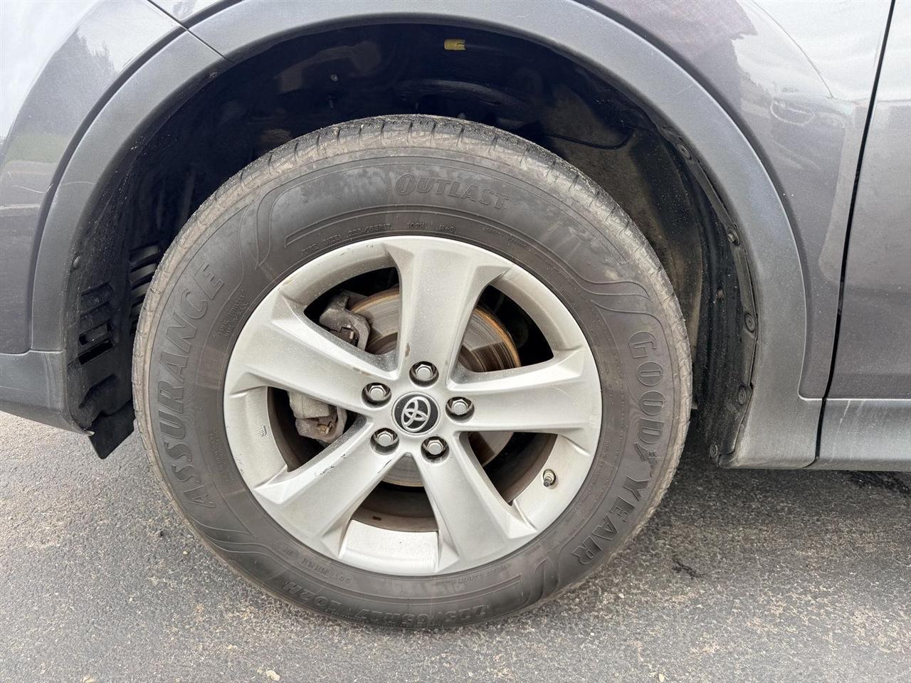Toyota RAV4  2015