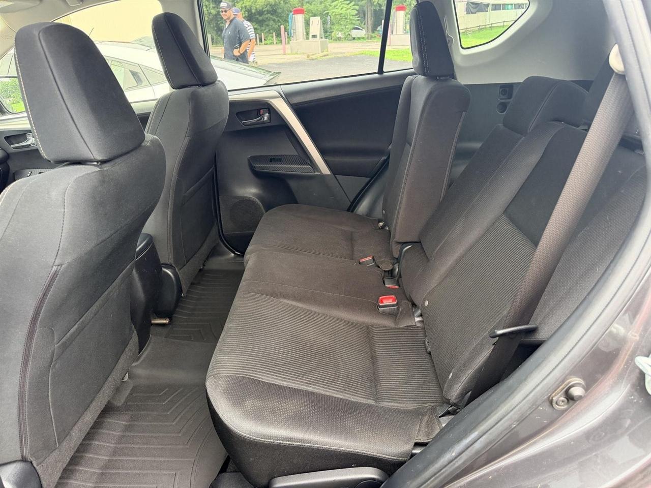 Toyota RAV4  2015
