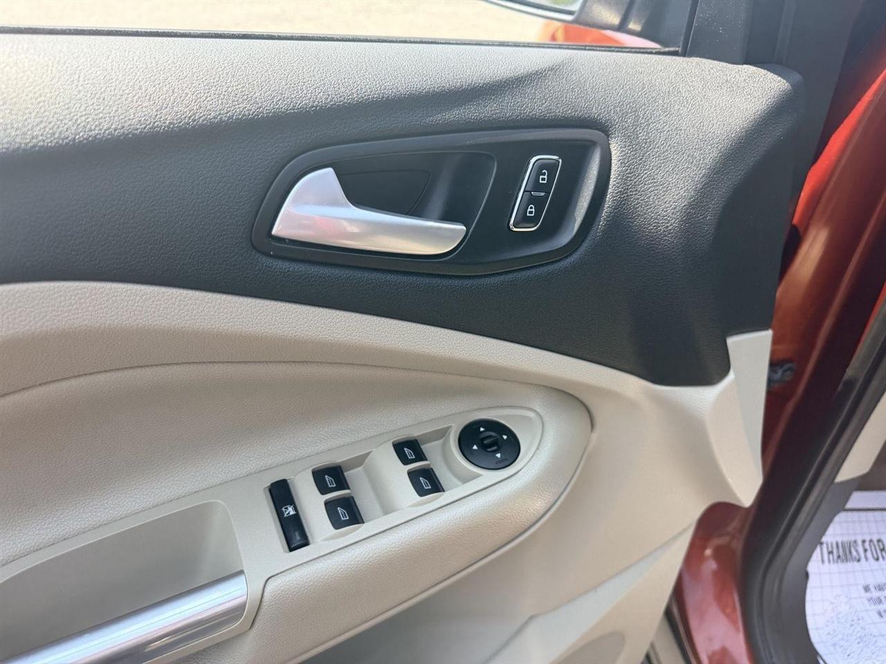 Ford Escape  2016