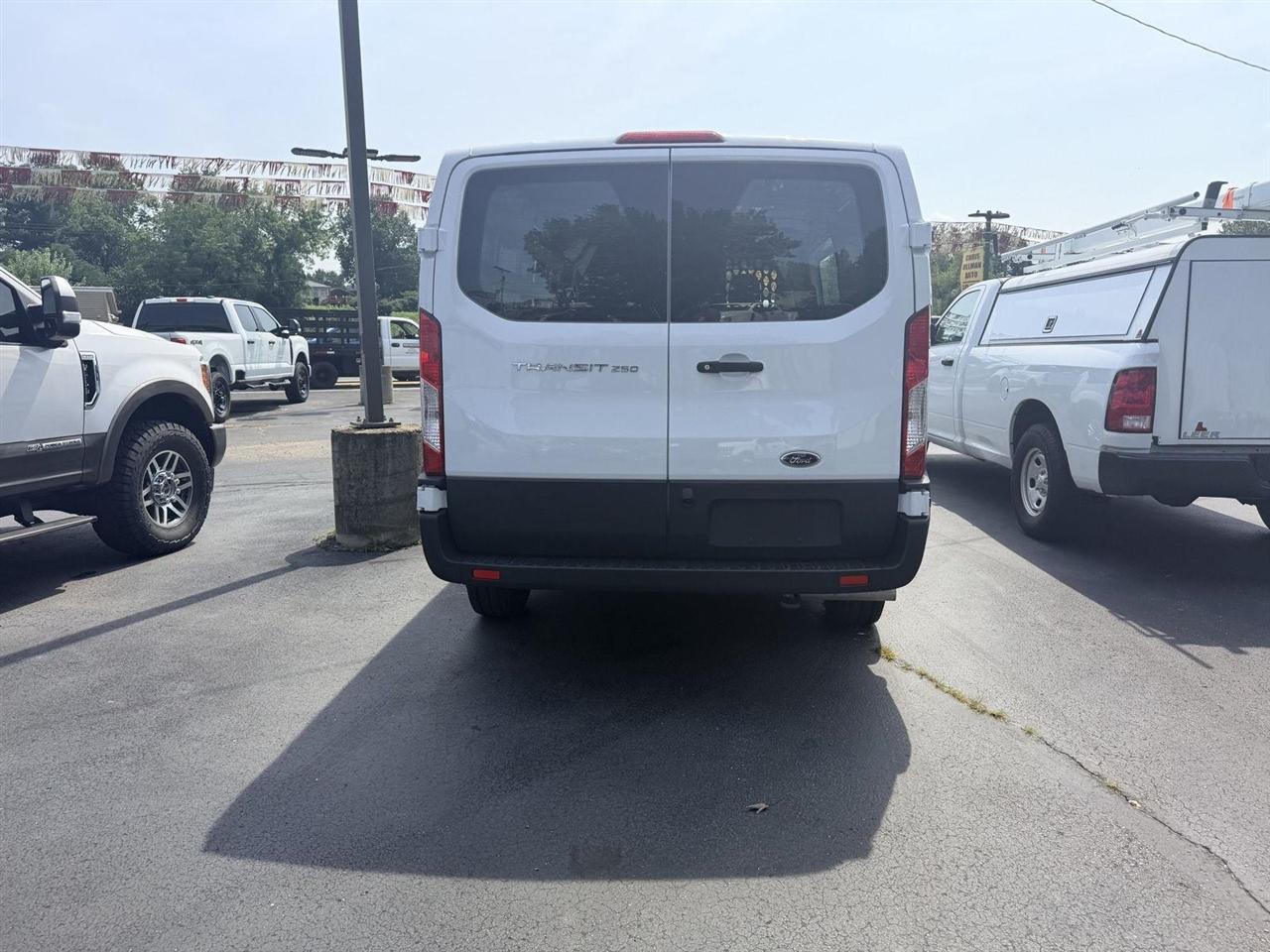 Ford Transit  2025