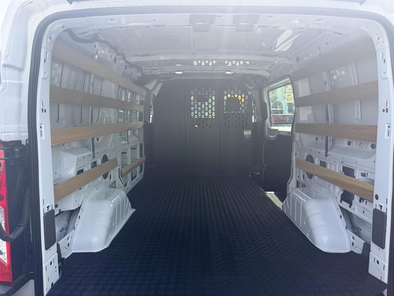 Ford Transit  2025