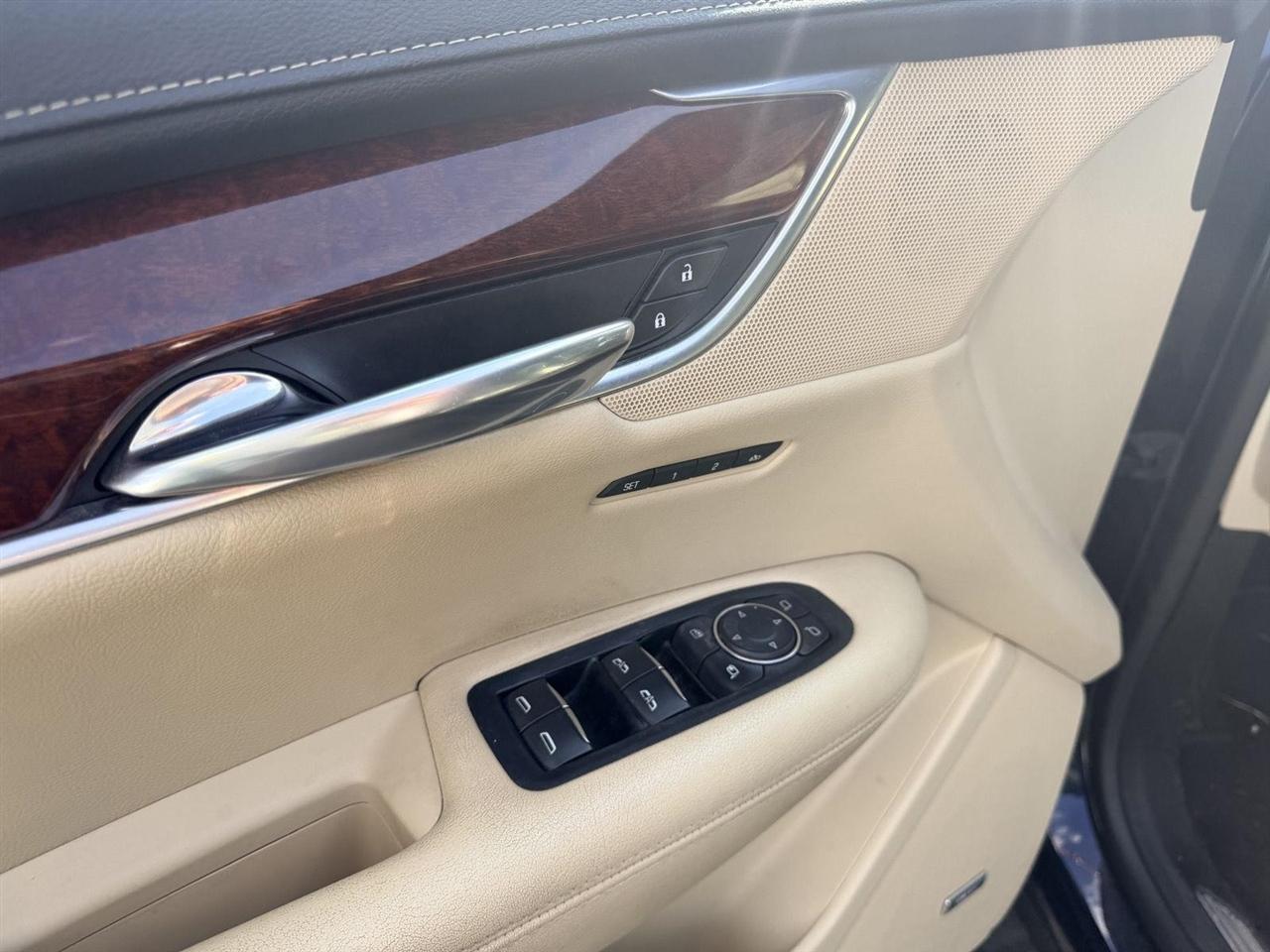 Cadillac XT5  2017