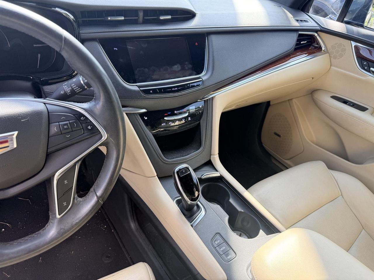 Cadillac XT5  2017