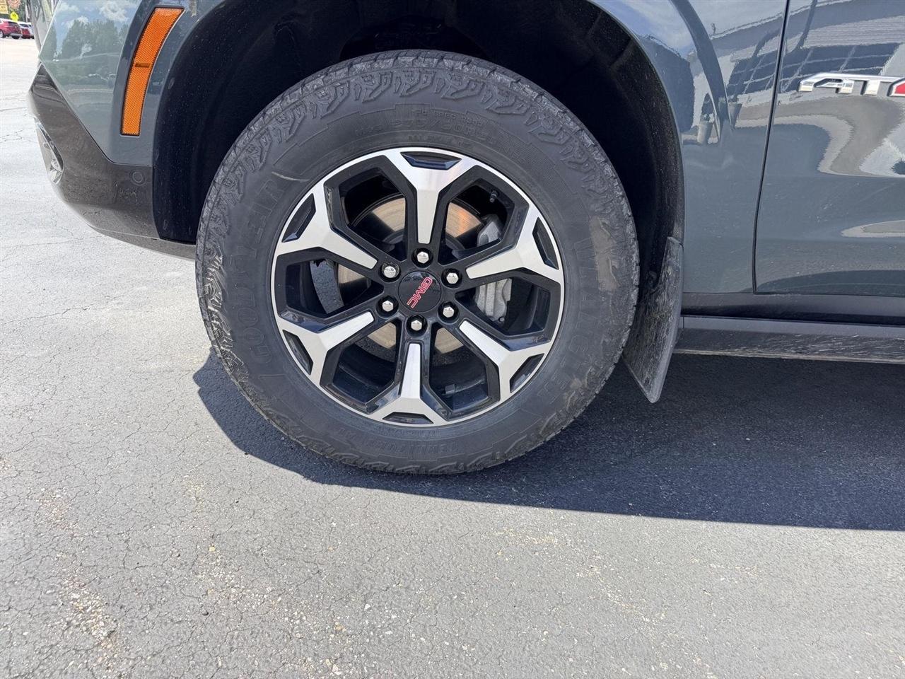 GMC Yukon  2025