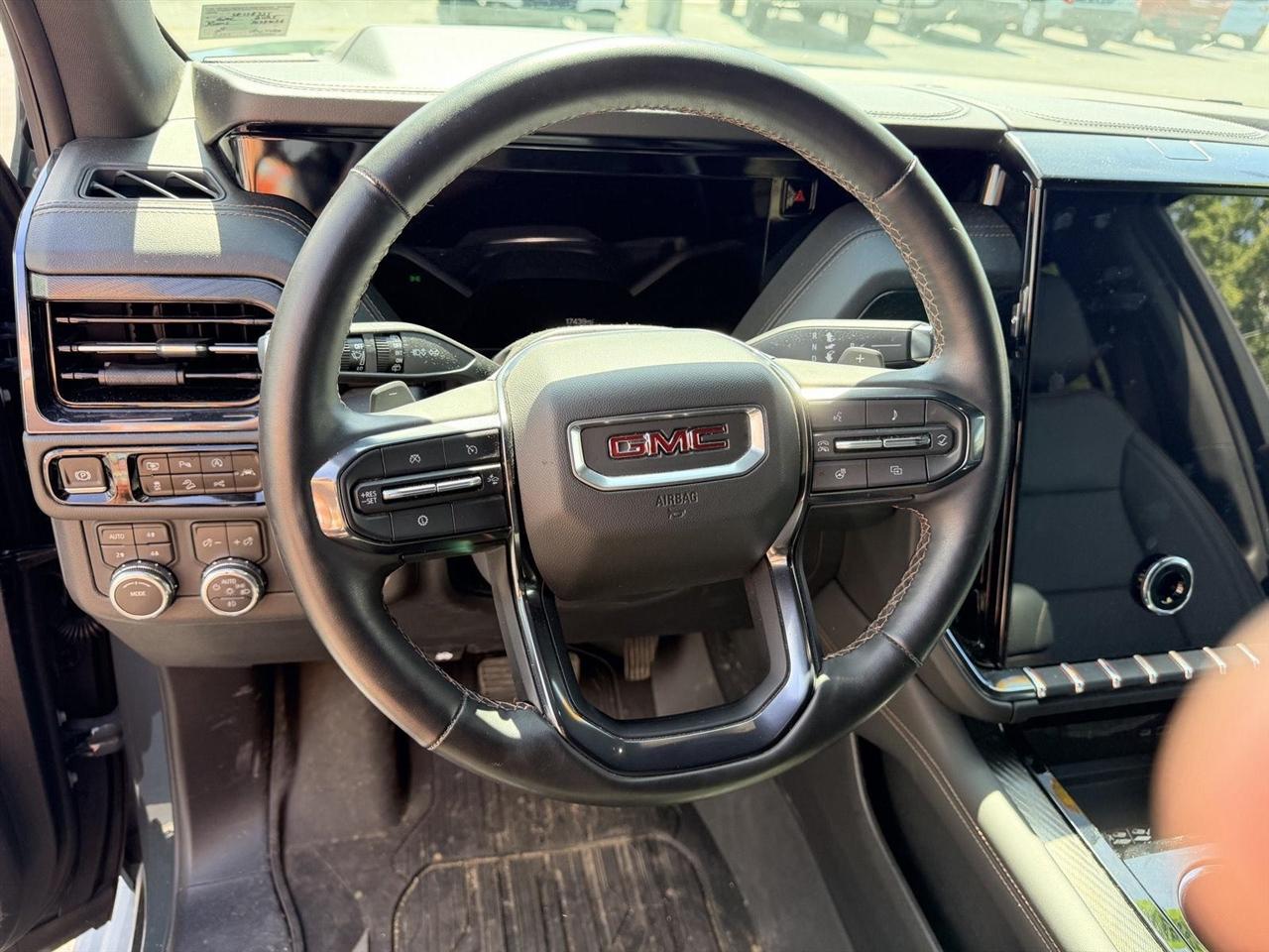 GMC Yukon  2025