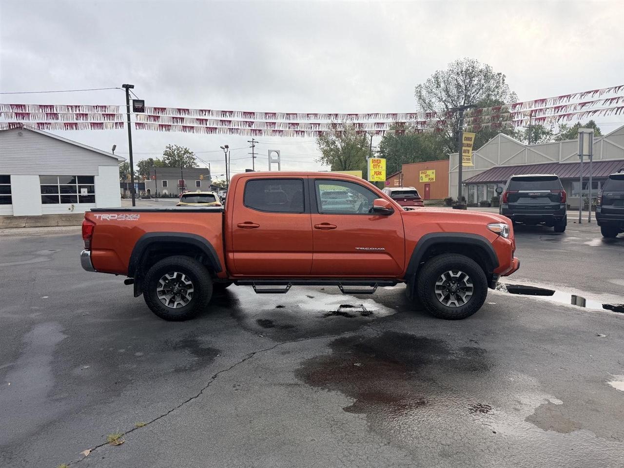 Toyota Tacoma  2017