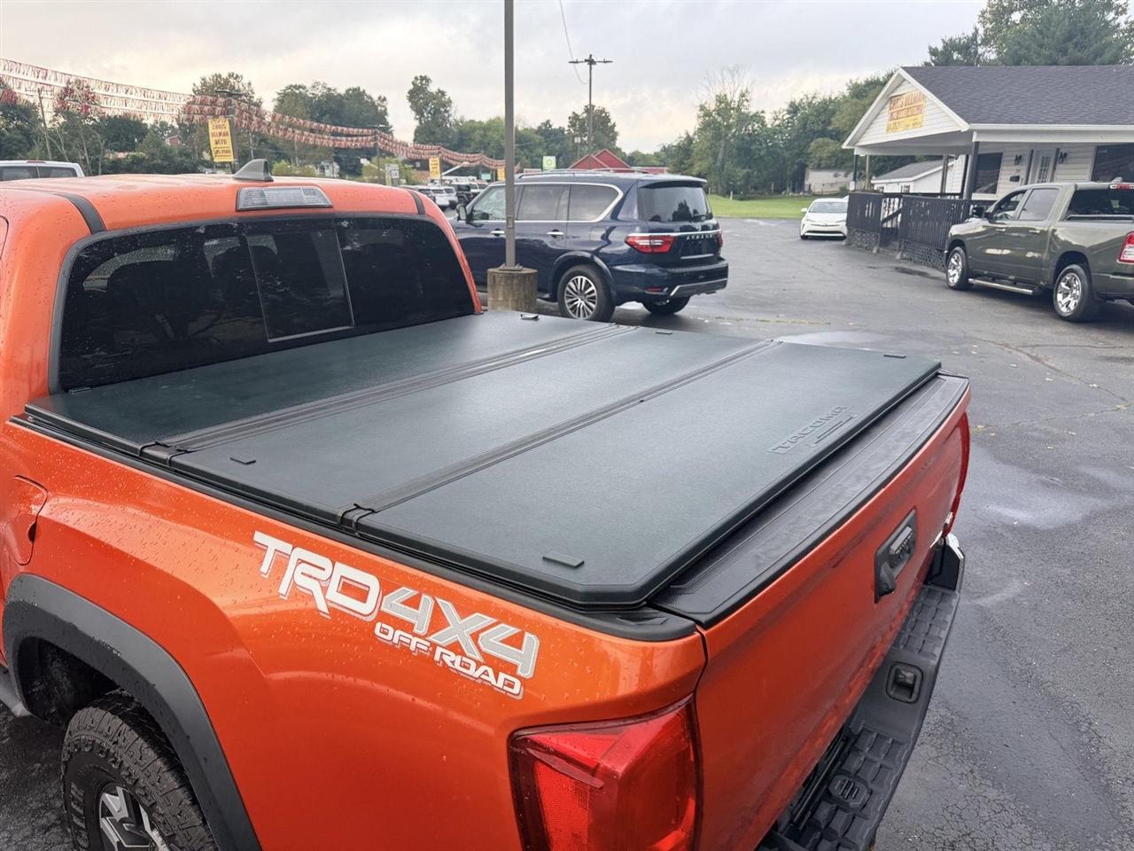 Toyota Tacoma  2017