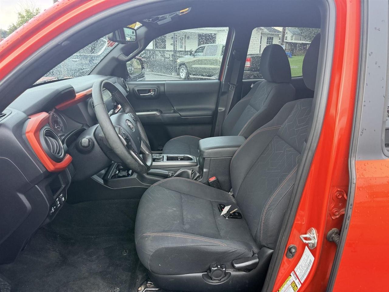Toyota Tacoma  2017