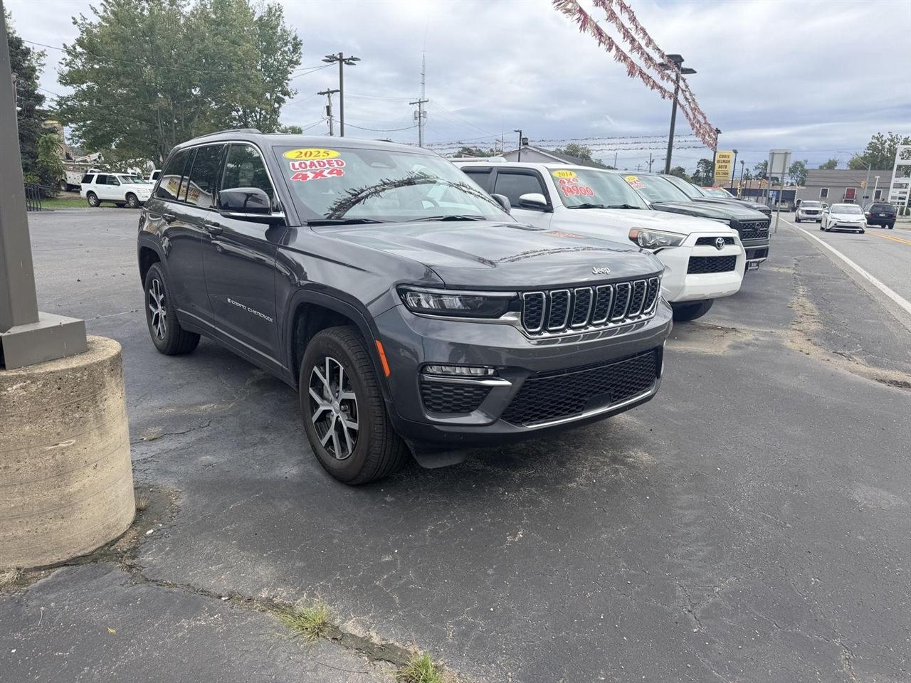 Jeep Grand Cherokee  2025