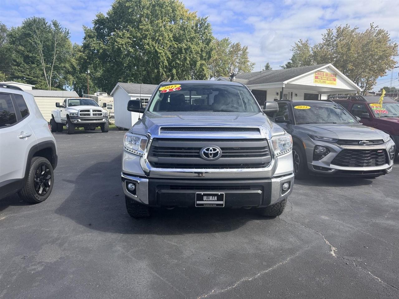 Toyota Tundra  2015