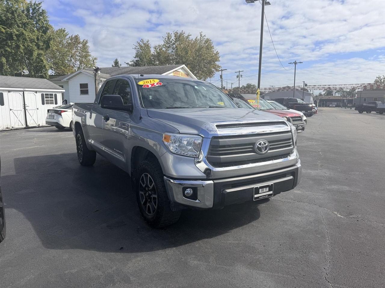 Toyota Tundra  2015