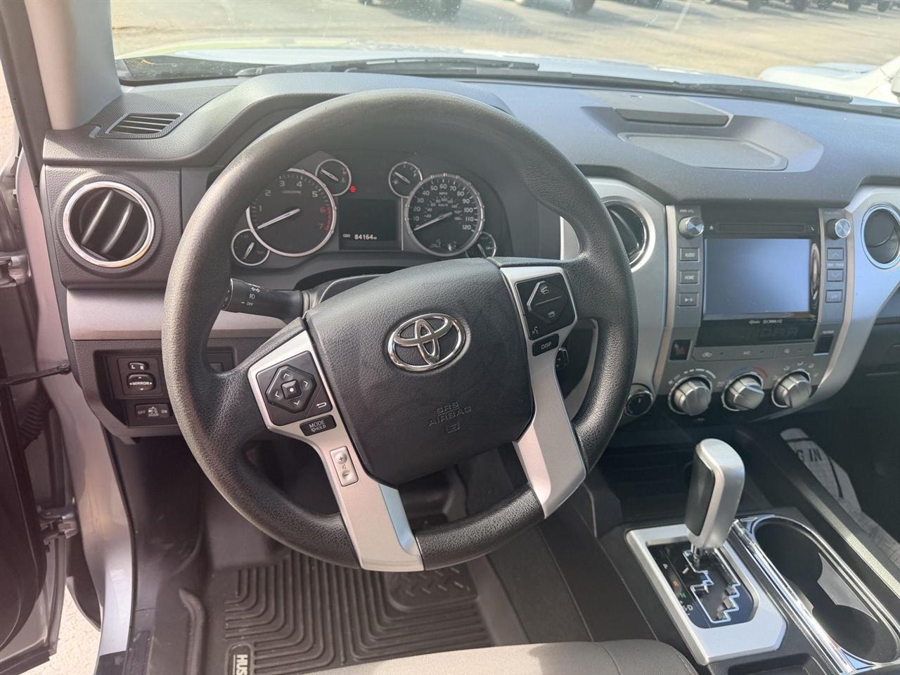 Toyota Tundra  2015