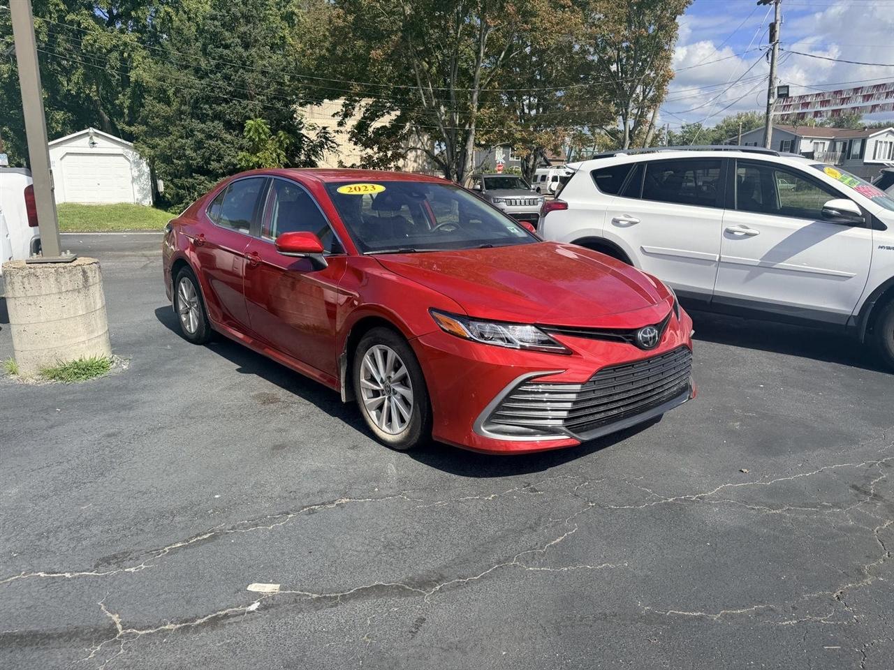 Toyota Camry  2023