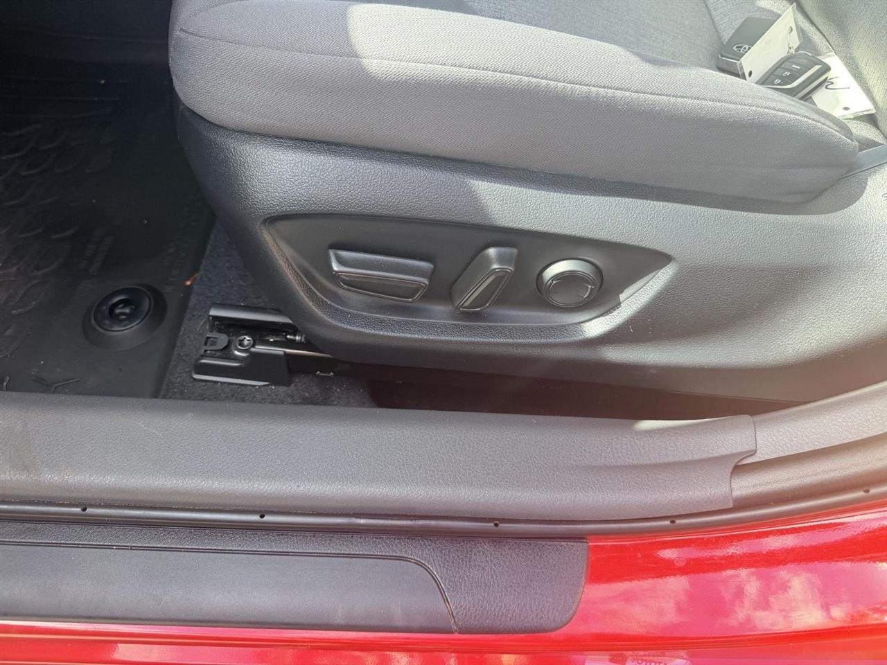 Toyota Camry  2023