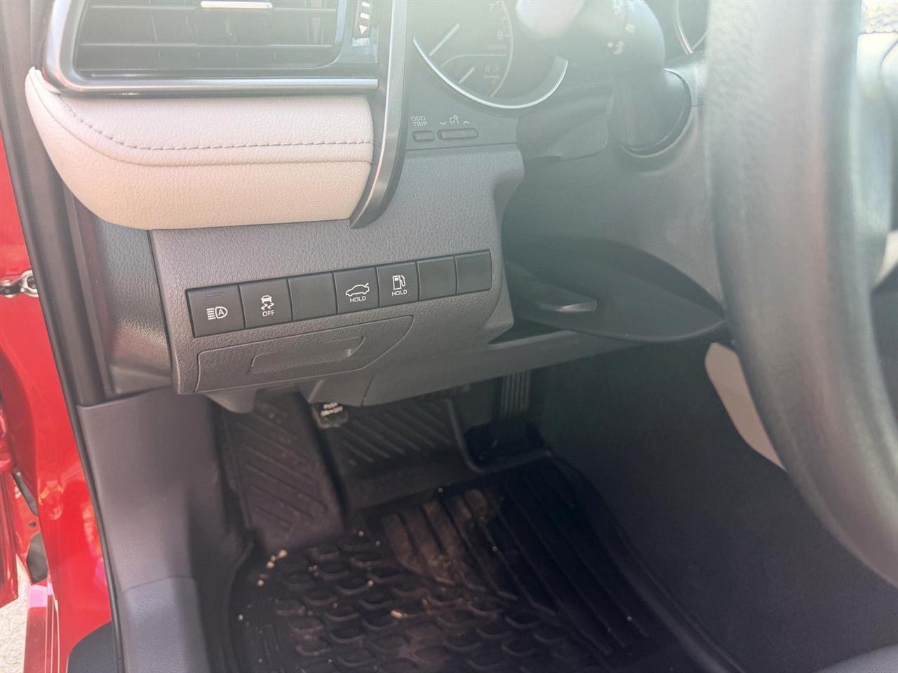 Toyota Camry  2023