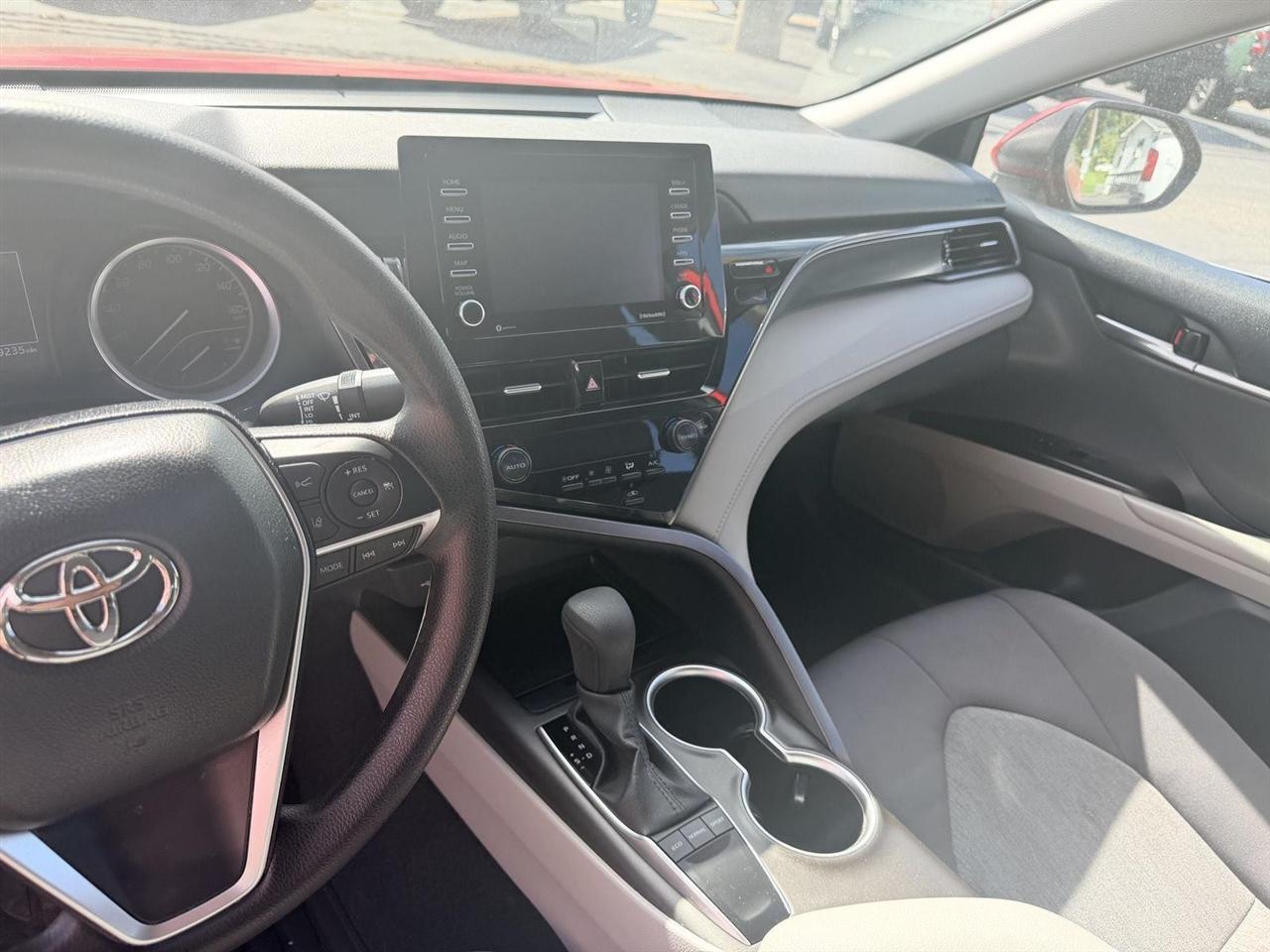 Toyota Camry  2023