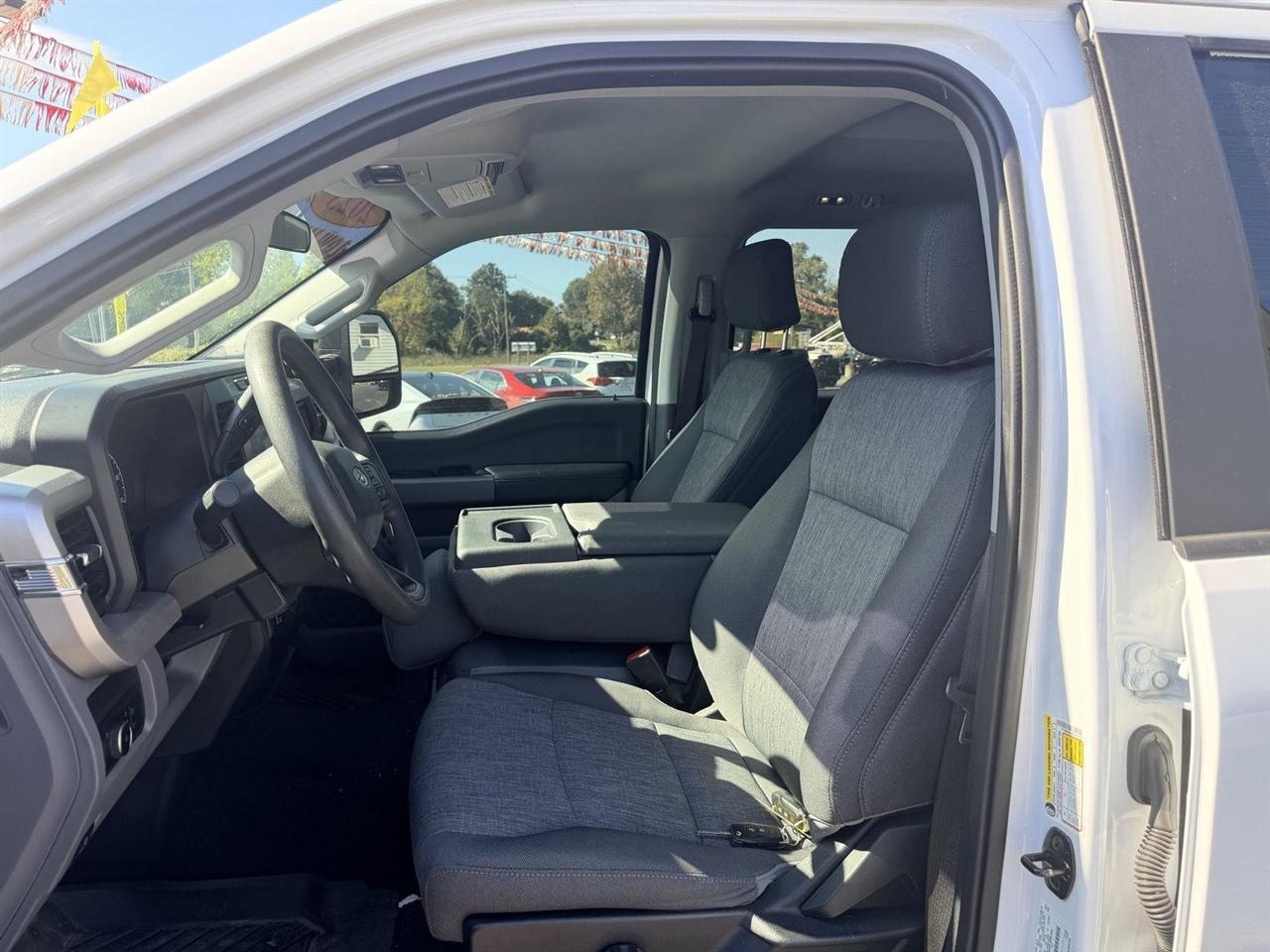 Ford F-250 SD  2023