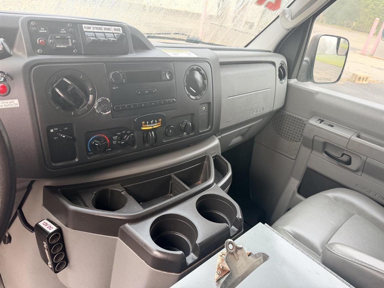 Ford Econoline  2014