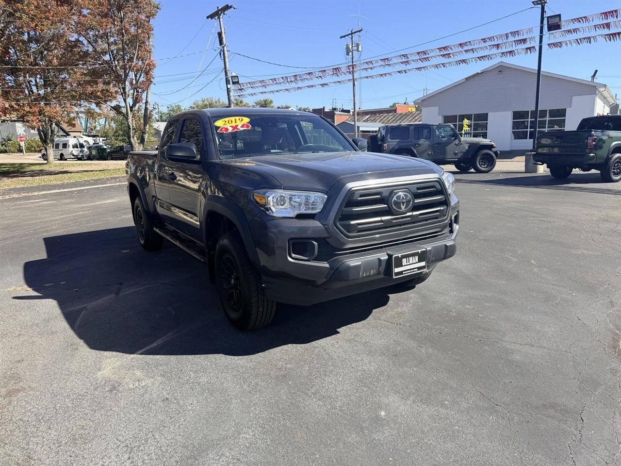 Toyota Tacoma  2019