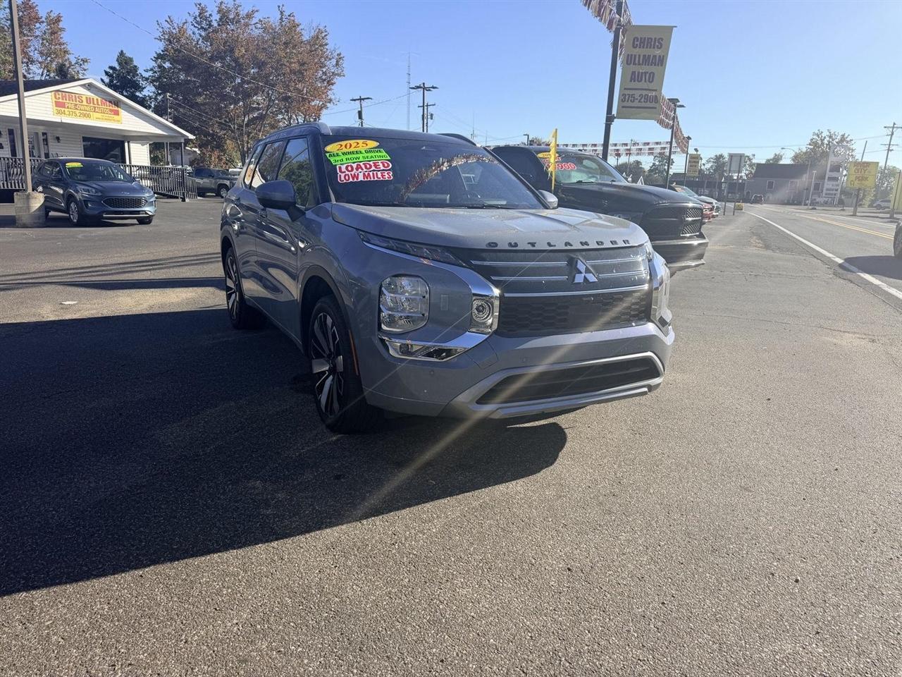Mitsubishi Outlander  2025