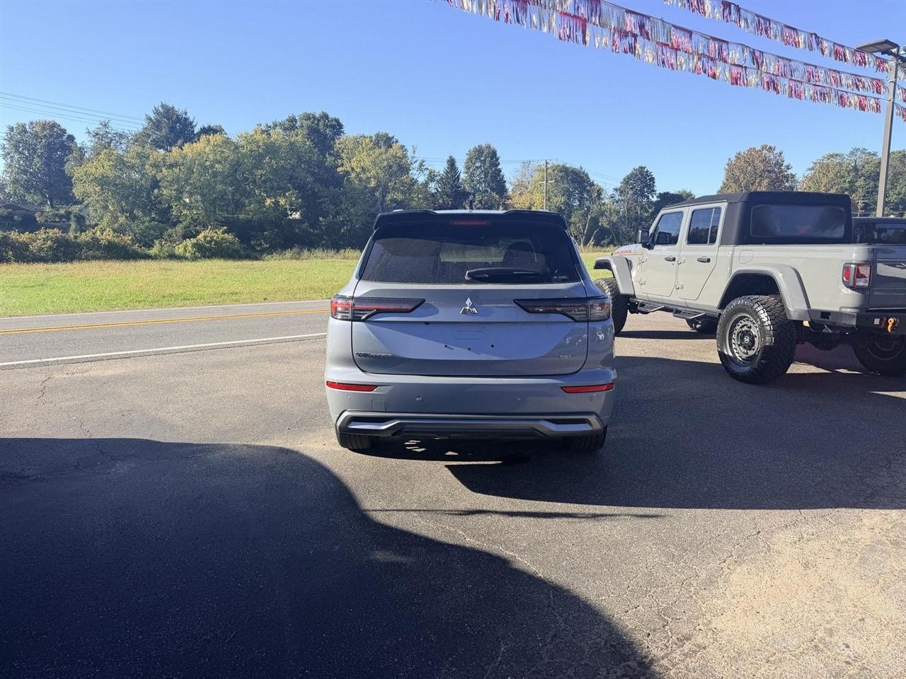 Mitsubishi Outlander  2025
