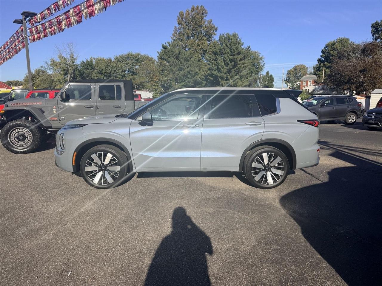Mitsubishi Outlander  2025