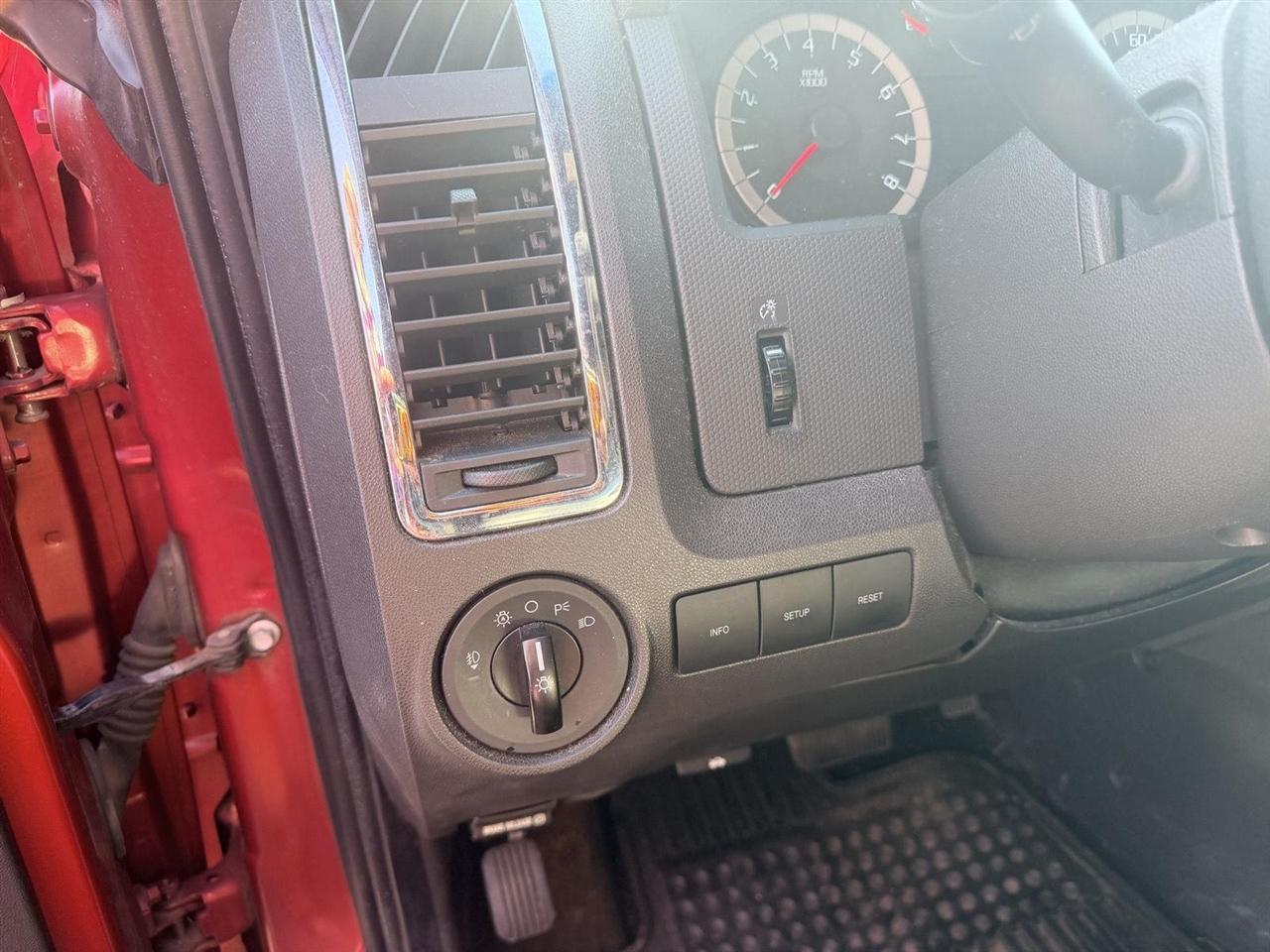 Ford Escape  2012
