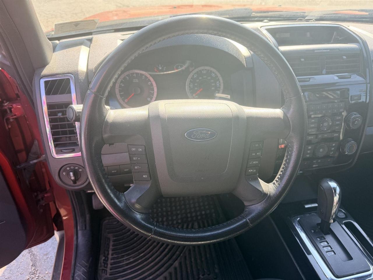 Ford Escape  2012