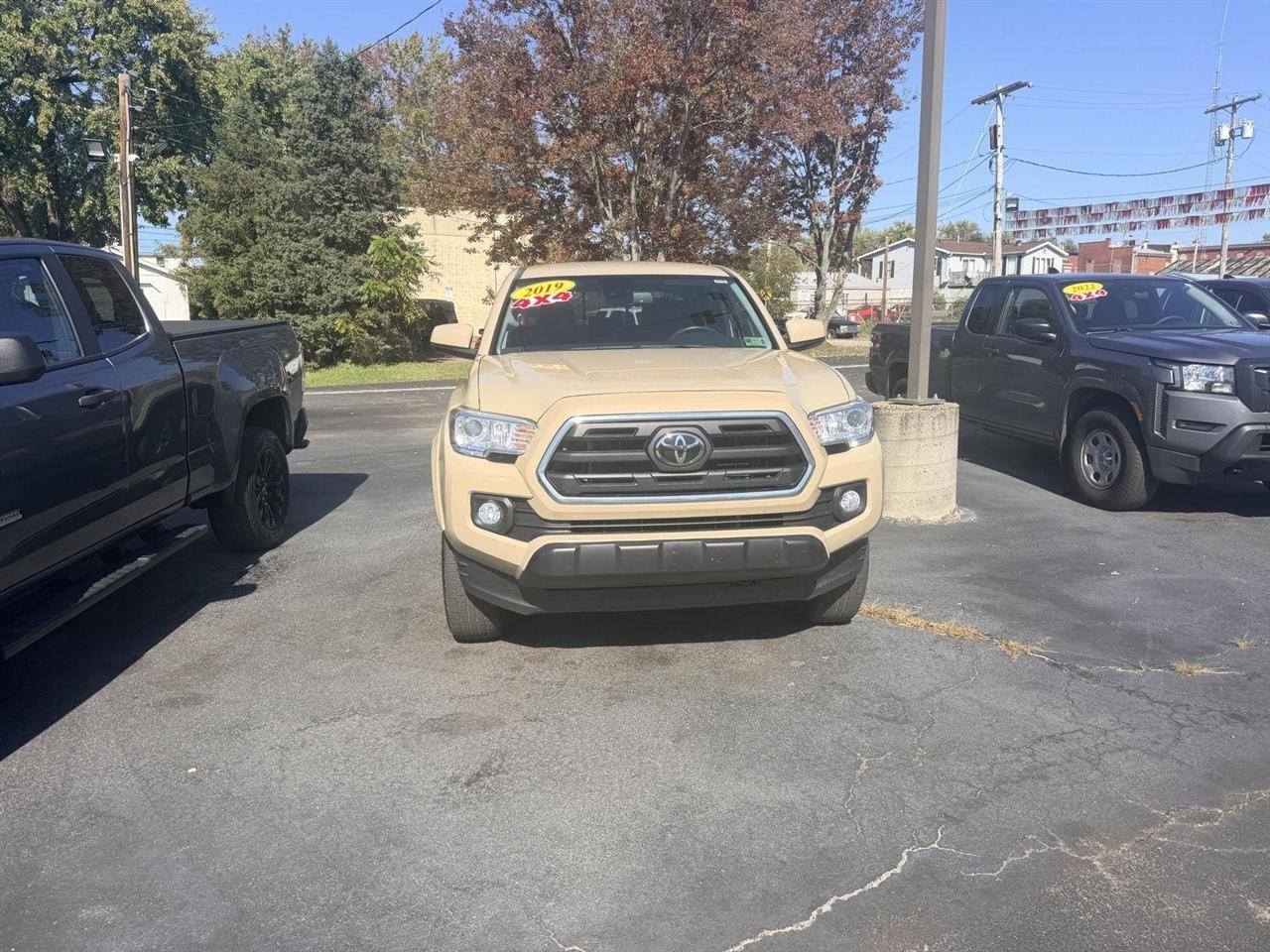 Toyota Tacoma  2019