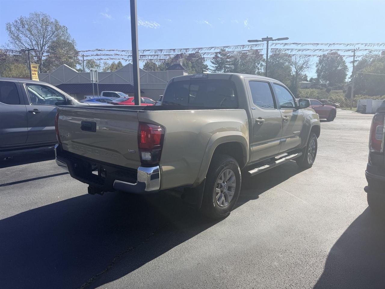 Toyota Tacoma  2019