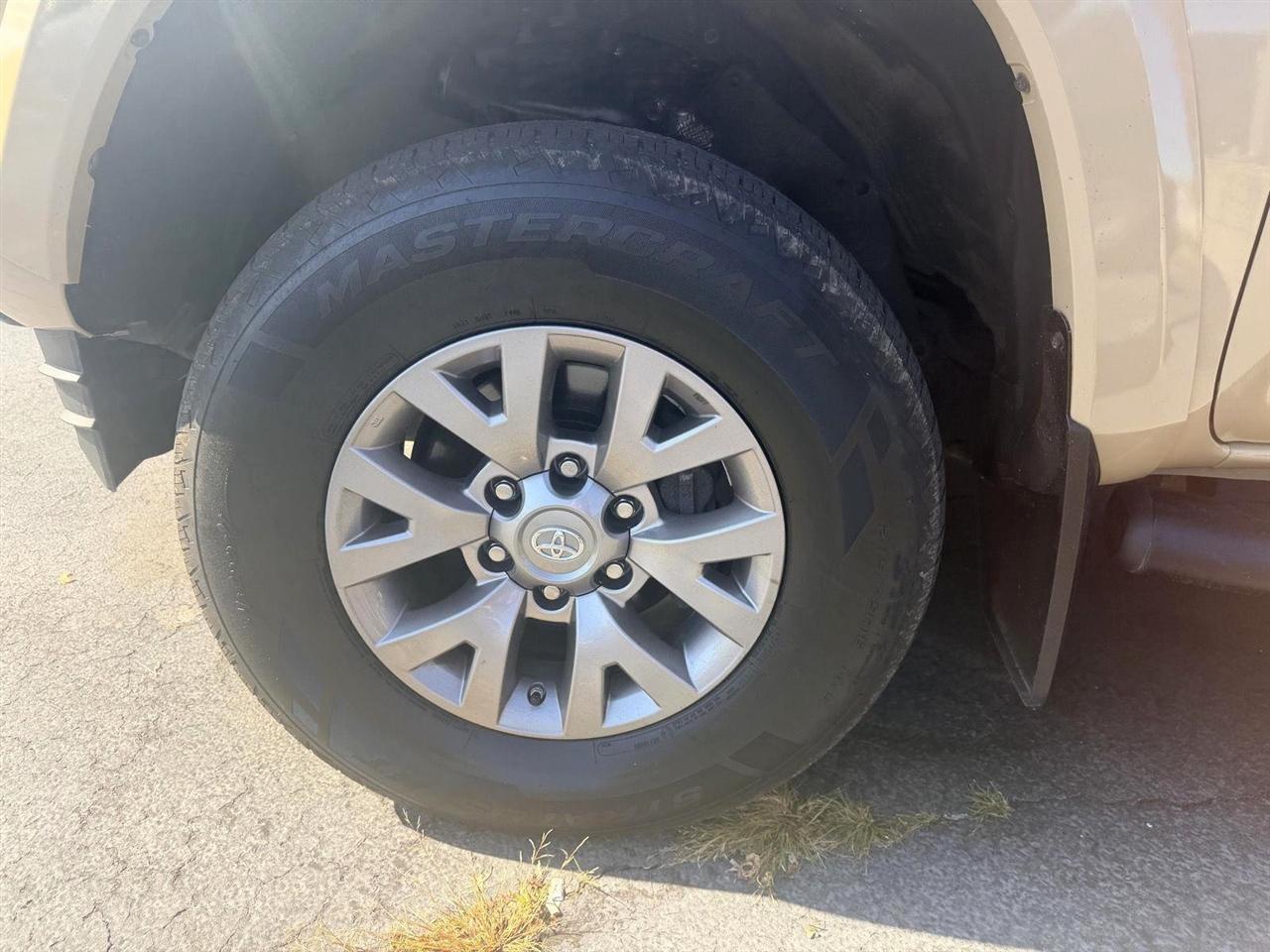 Toyota Tacoma  2019