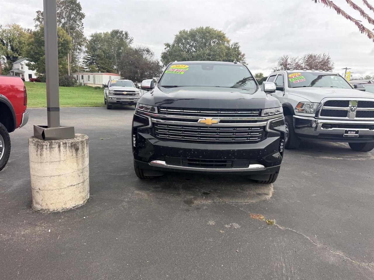 Chevrolet Suburban  2023