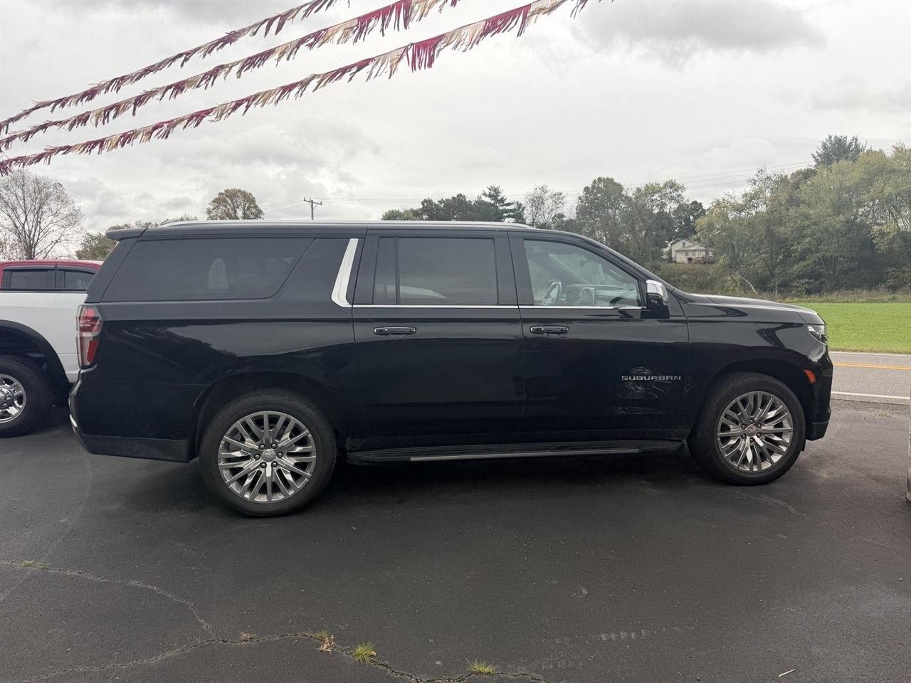 Chevrolet Suburban  2023