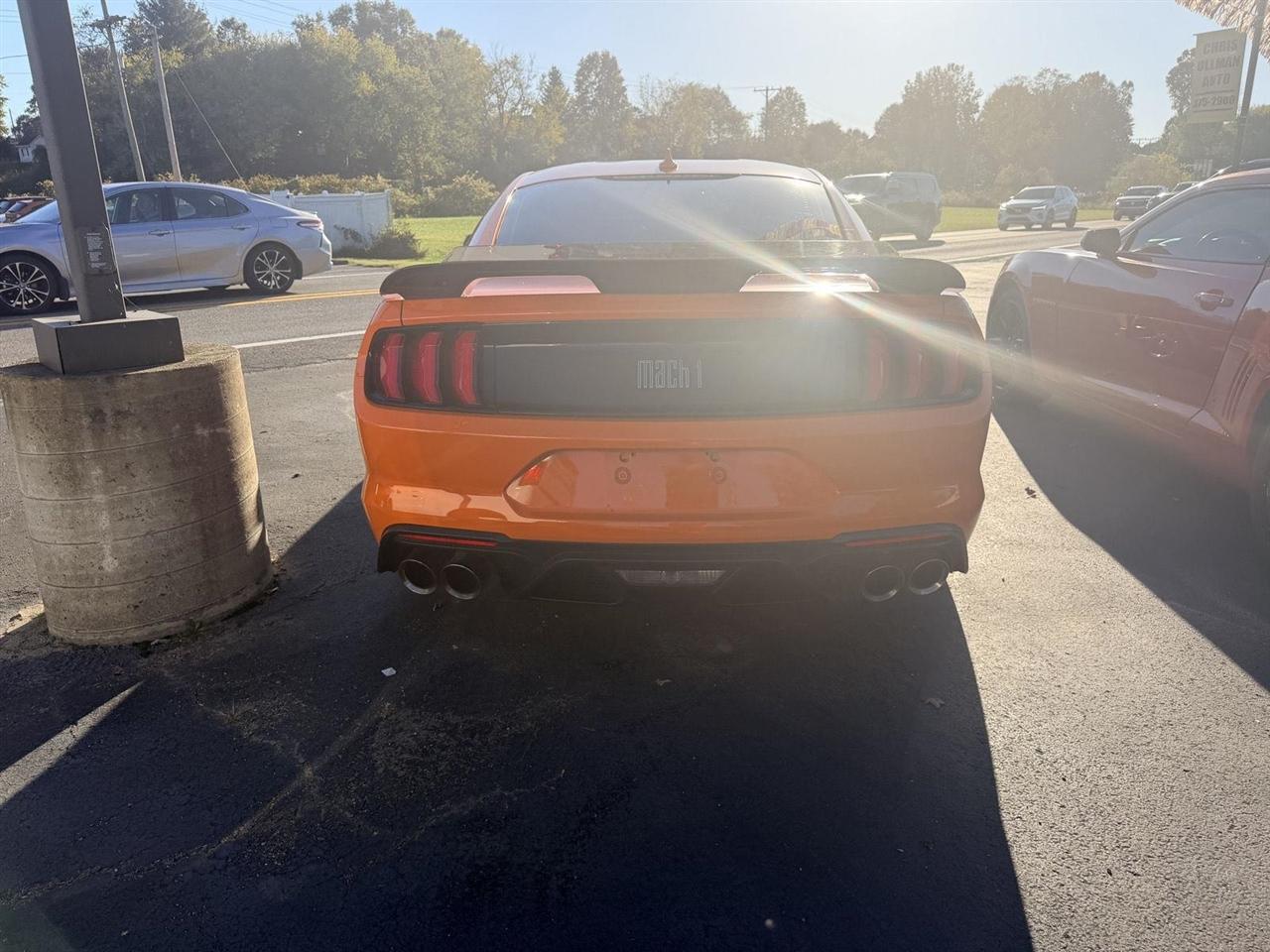 Ford Mustang  2021