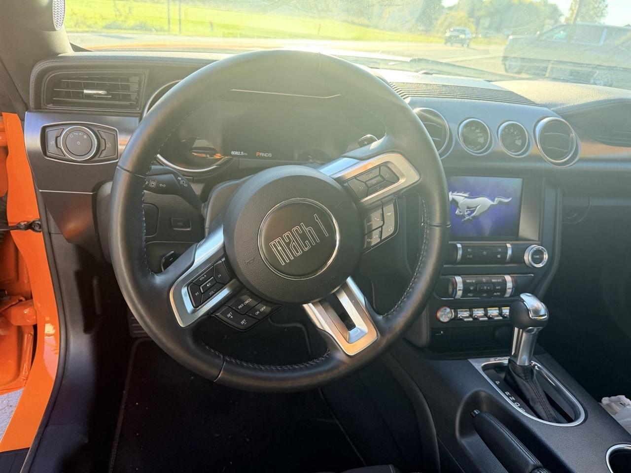 Ford Mustang  2021