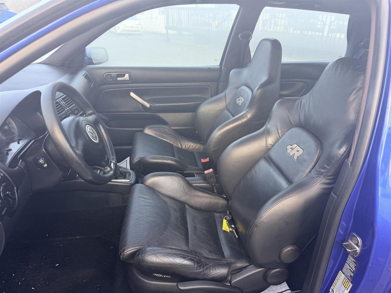 Volkswagen R32  2004