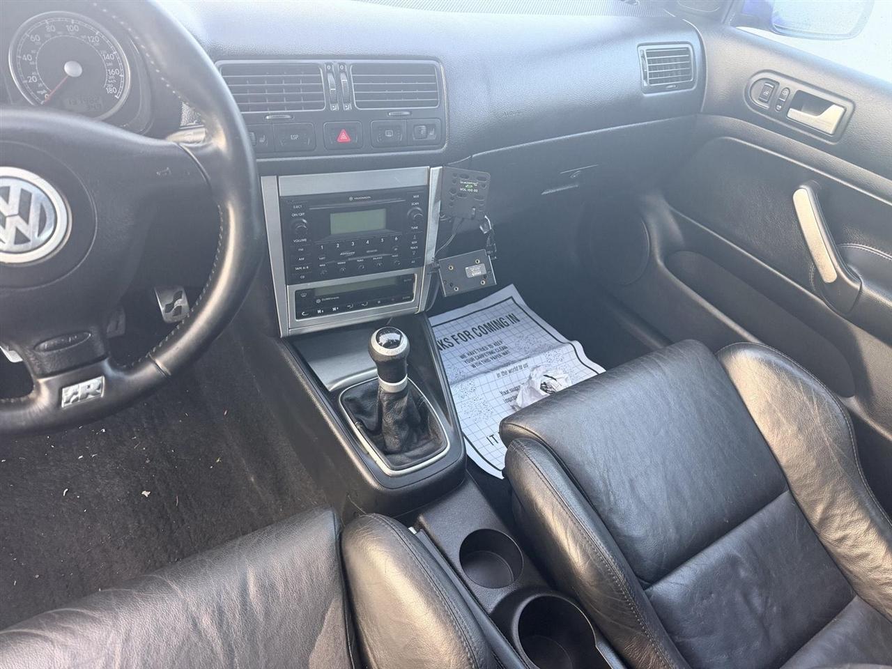 Volkswagen R32  2004