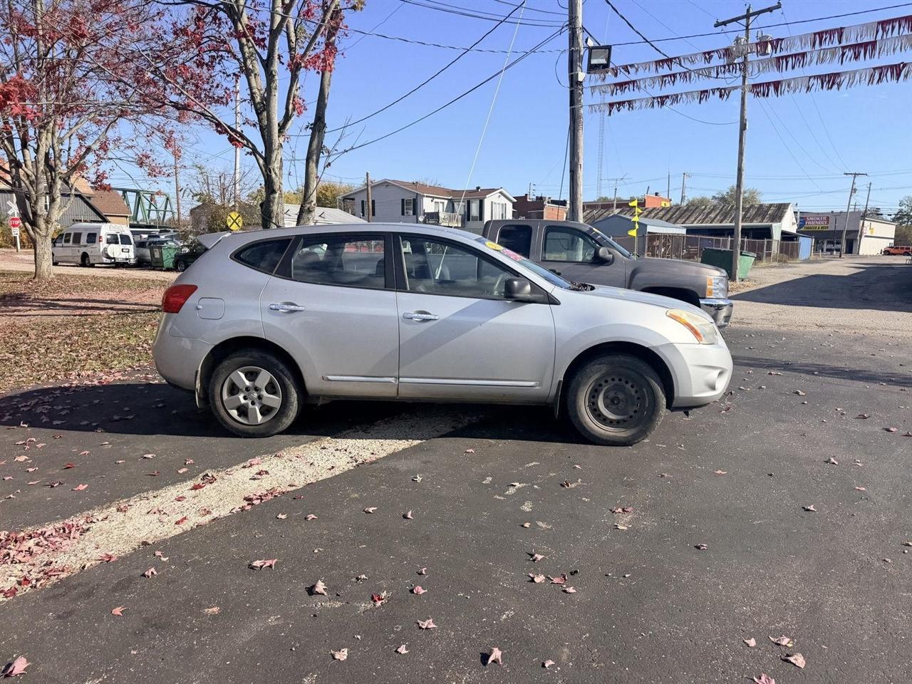 Nissan Rogue  2012