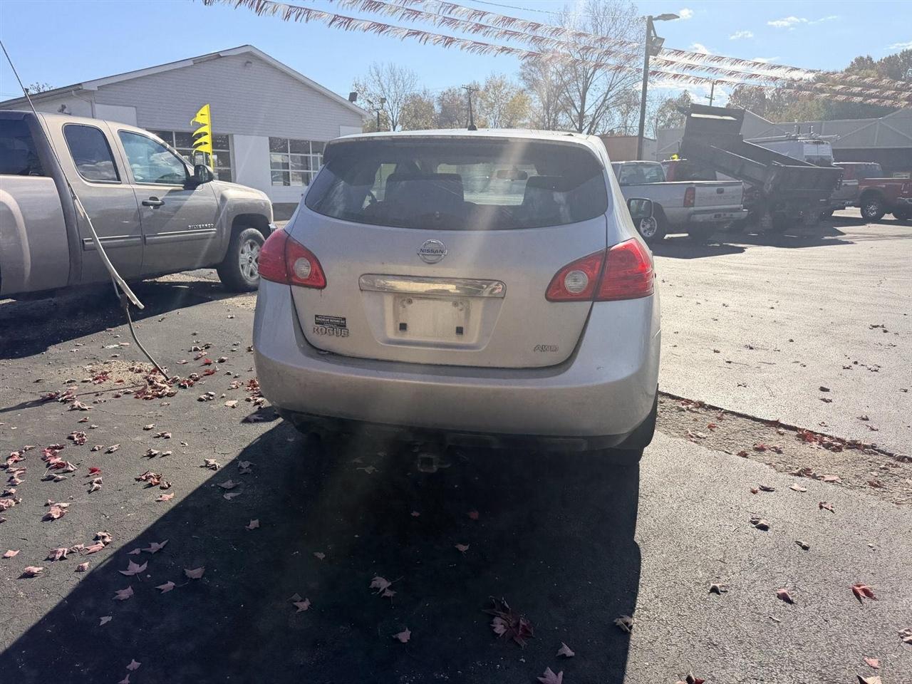 Nissan Rogue  2012