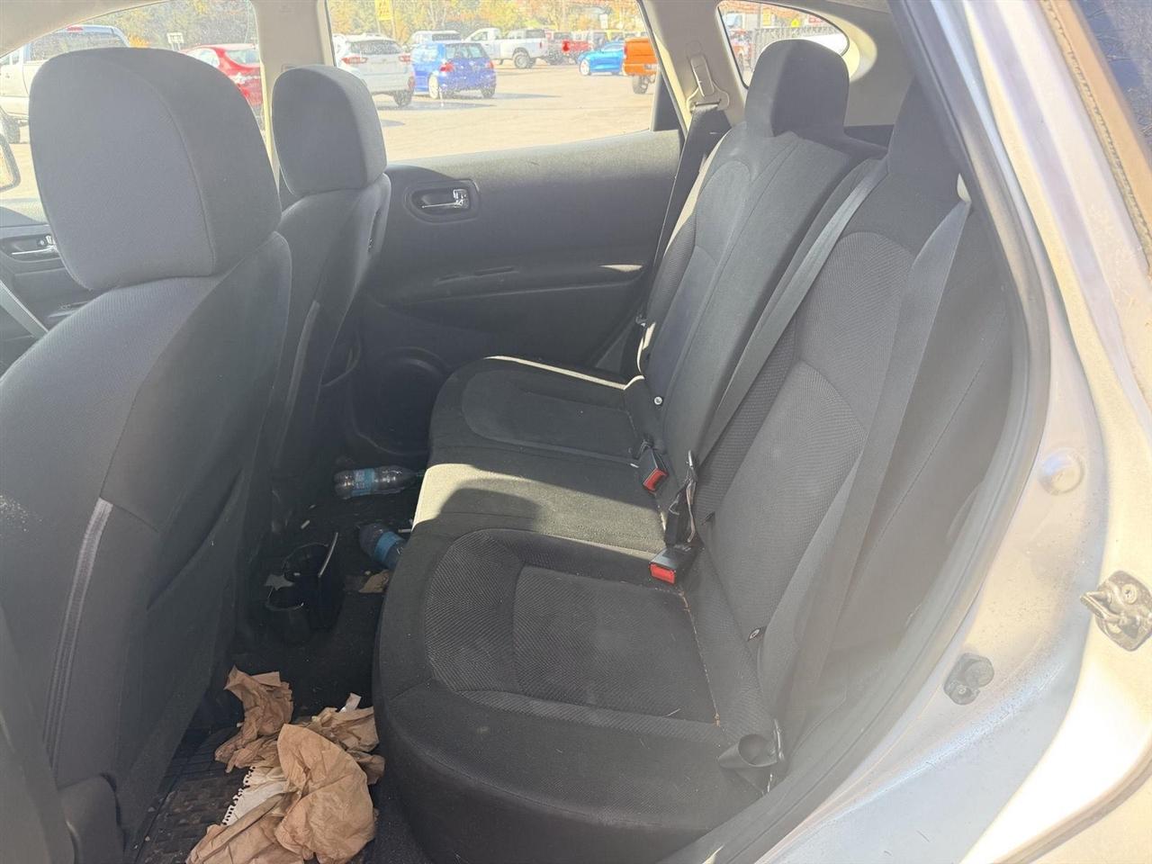 Nissan Rogue  2012