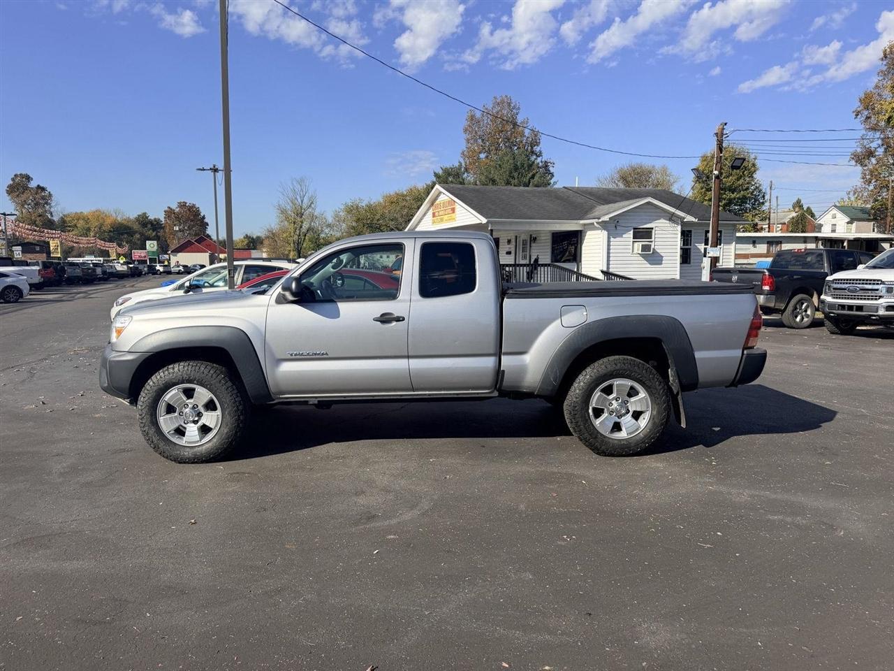 Toyota Tacoma  2014
