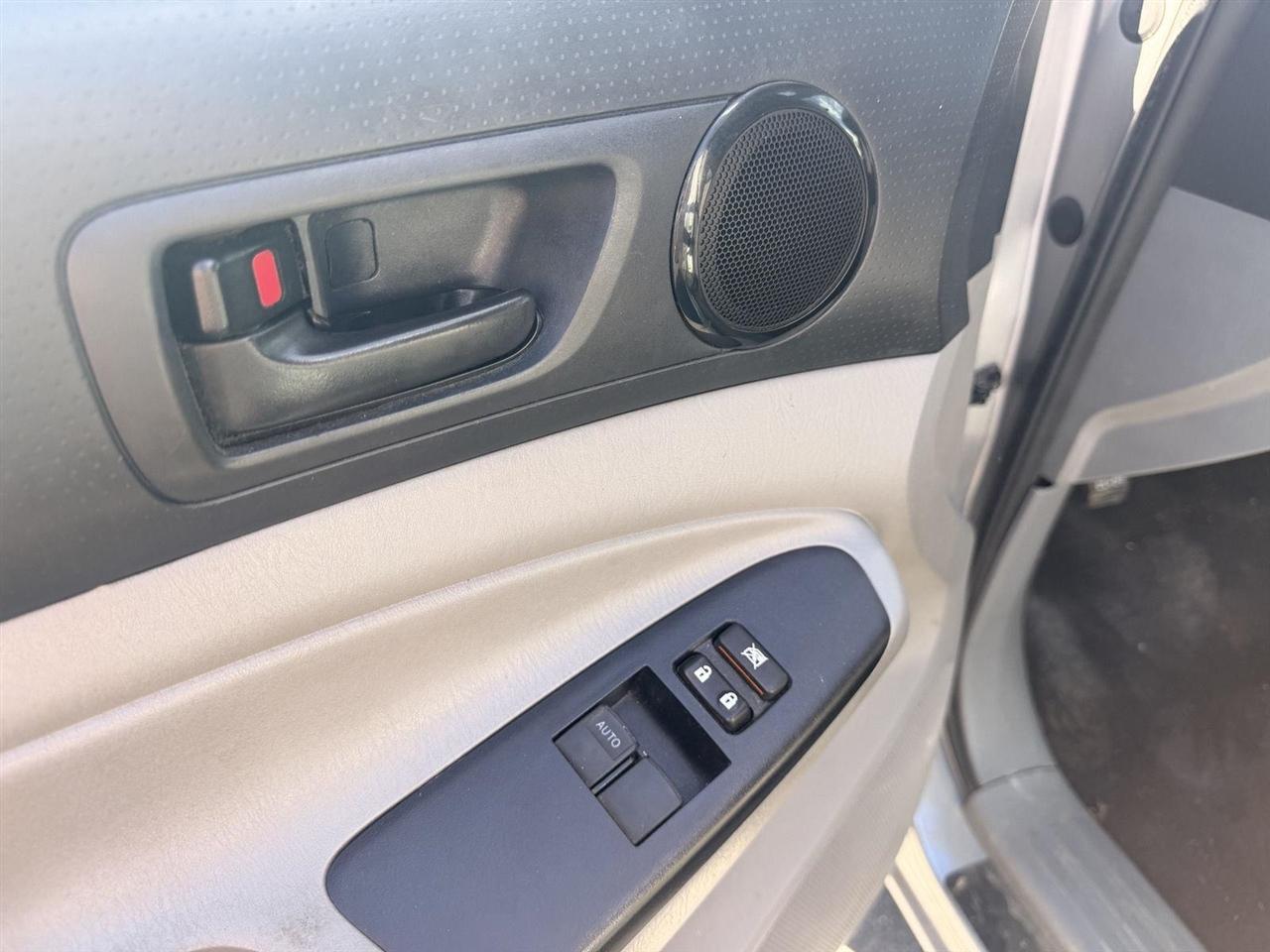 Toyota Tacoma  2014