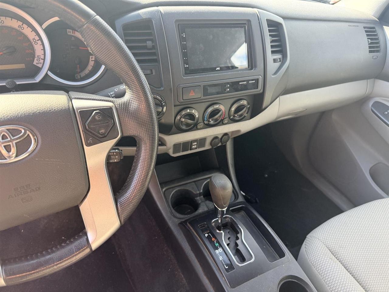Toyota Tacoma  2014