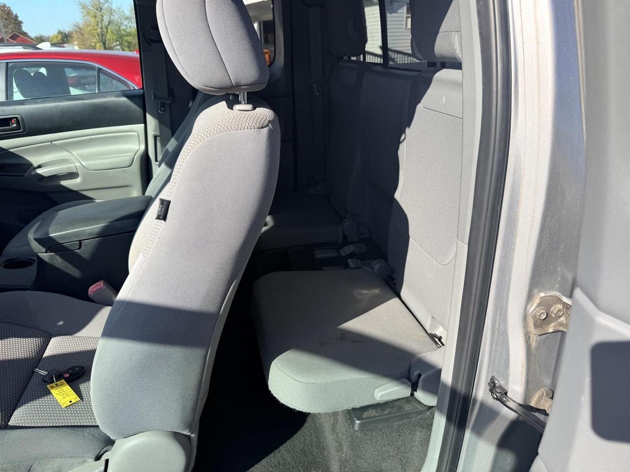 Toyota Tacoma  2014