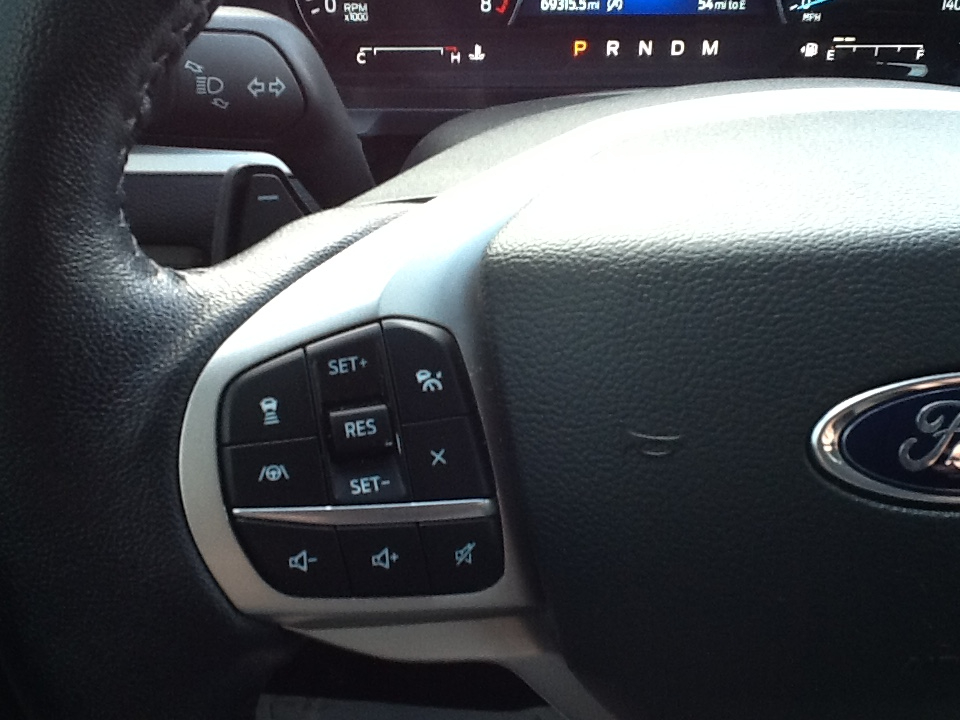 Ford Explorer XLT 4WD 2021